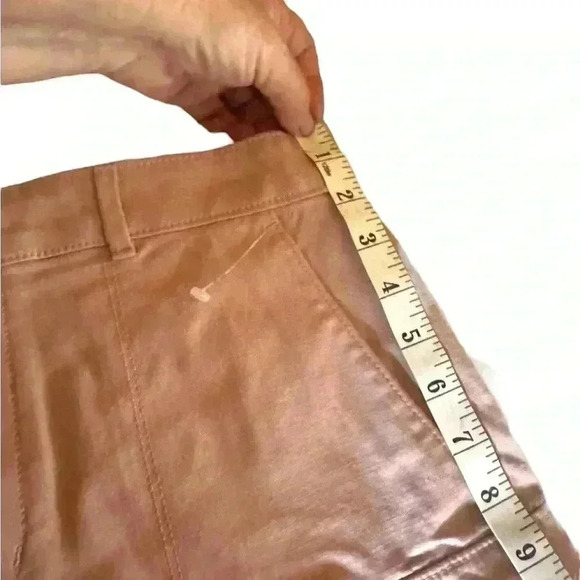 Loft size 2, 30” high waist cargo shorts in a salmon pink. NWOT. - Picture 8 of 9